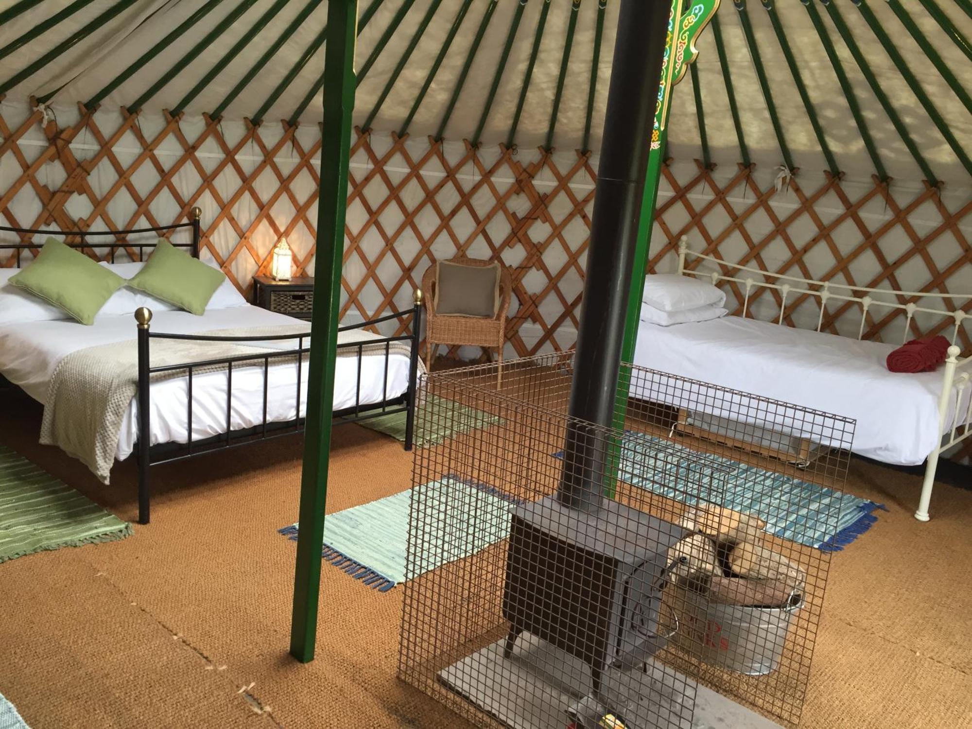 Caalm Camp Hotel Stour Provost Екстериор снимка